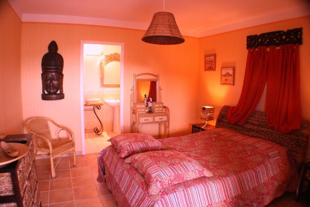 Mas De Courreges Hotell Saint-Hippolyte-du-Fort Rom bilde